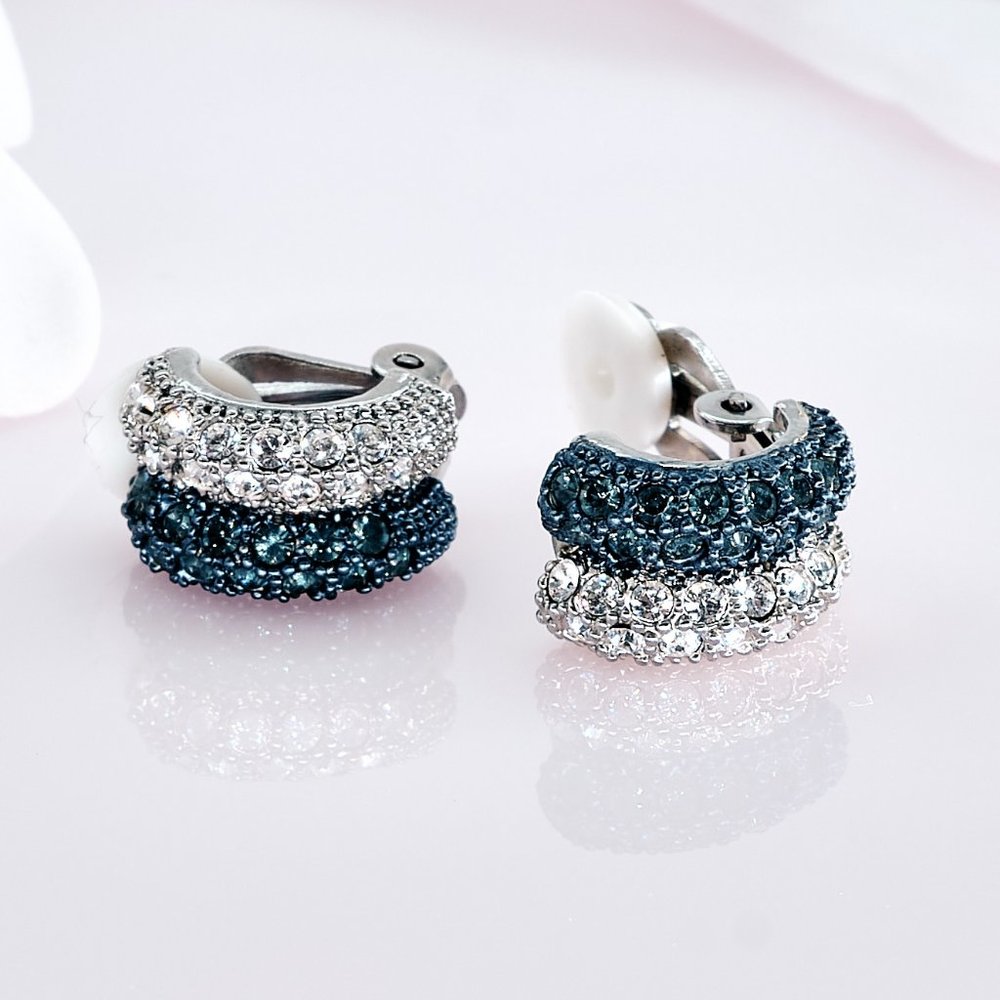 CARUCCI Rhinestone Vintage Clip On Earrings